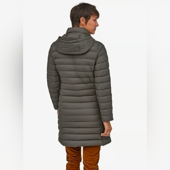 Patagonia Women's XS Black Silent Down Parka - Picture 2 of 8